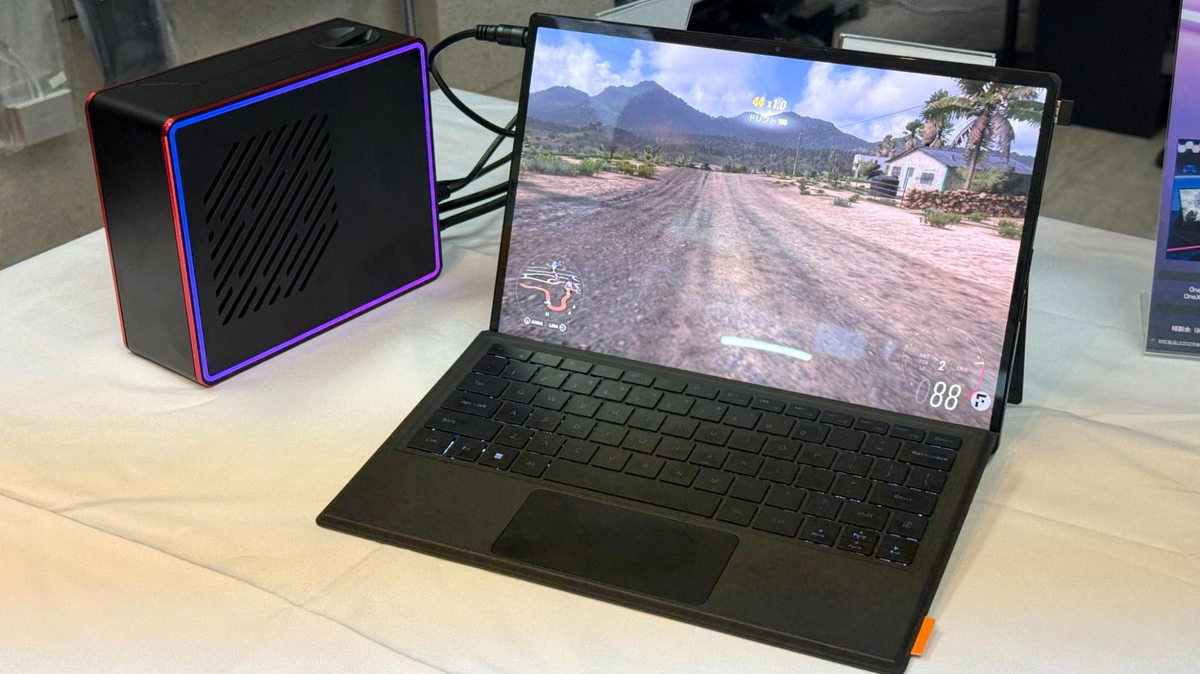 専用水冷ユニットに対応したRyzen AI Max+ 395搭載ゲーミングノートPC「OneXPlayer Super X」2月28日発売。価格は388,000円（税込）から